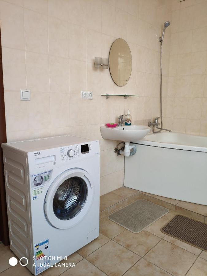 Apartments Domovik Просторная Квартира С Видом На Горы 무카체베 외부 사진